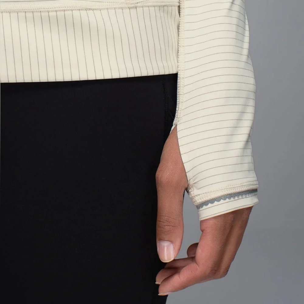 Lululemon Run For Gold 1/2 Zip - Picture 8 of 16